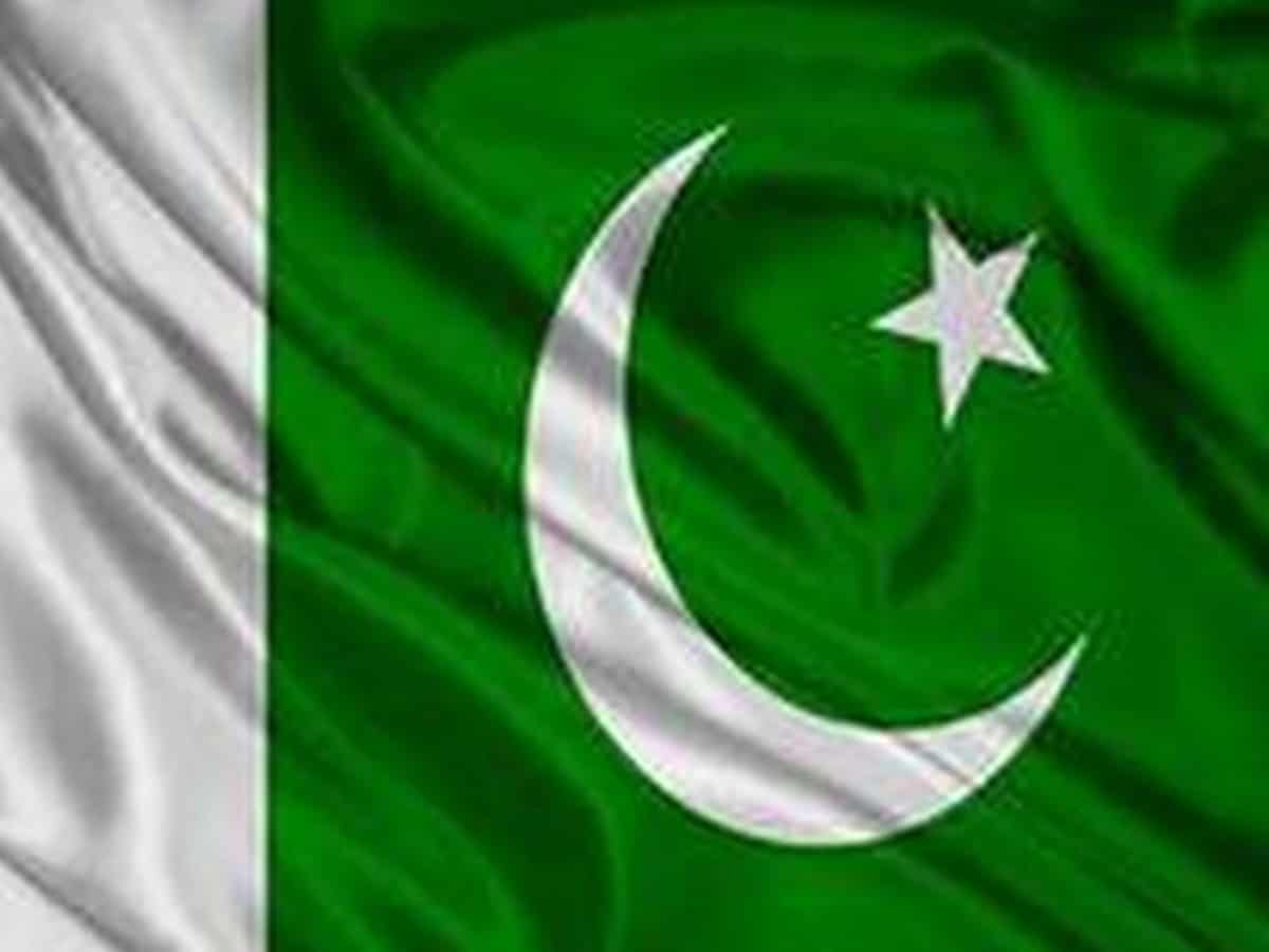 Instead of clearing its own deck, Pakistan blames India