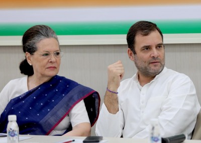Scores of Cong leaders write to Sonia for party reforms