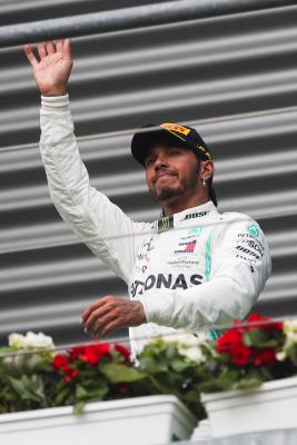 Spanish GP: Hamilton seals pole position, Verstappen third