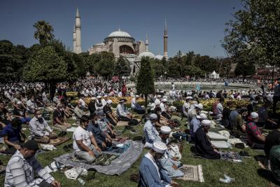 Turkey celebrates Eid al-Adha amid COVID-19 outbreak