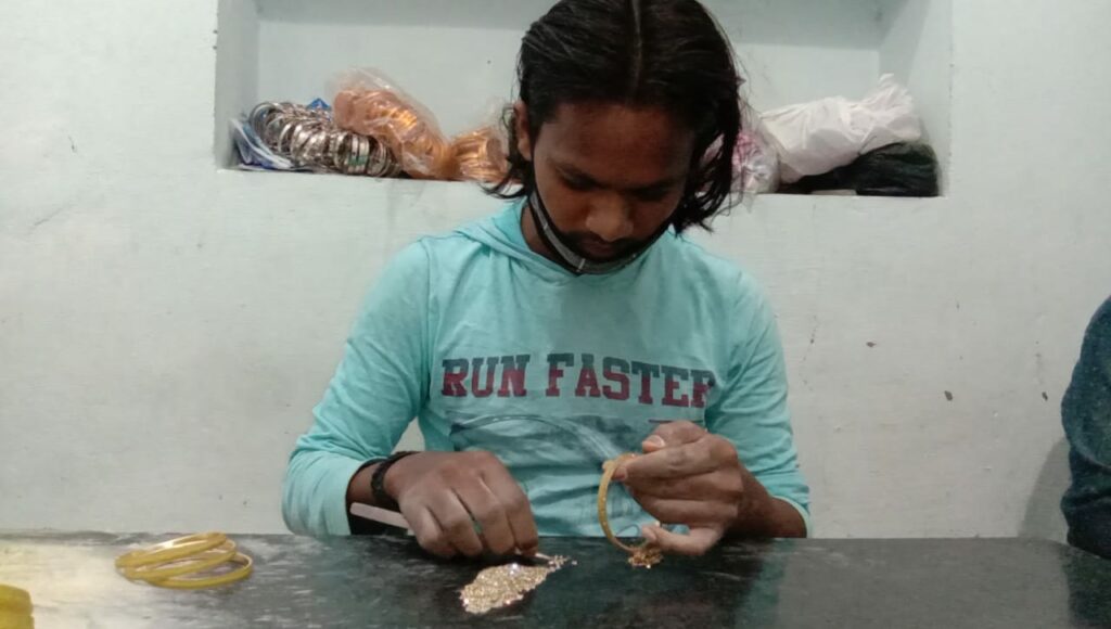 Traditional bangles in Hyderabad The Siasat Daily Archive