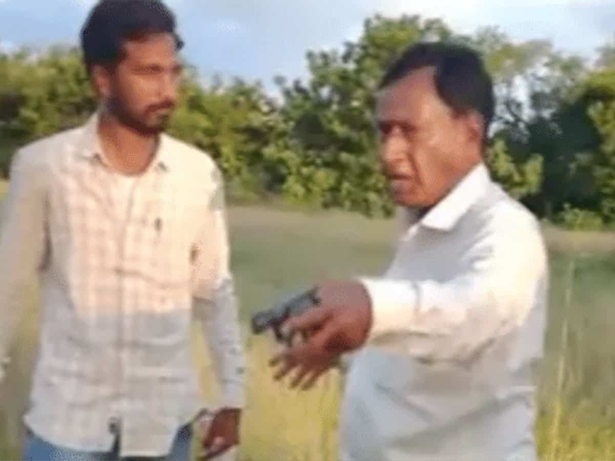 Ex-minister booked for threatening workers over canal construction