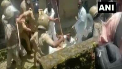 Kerala police cane charge protesting Youth Cong workers