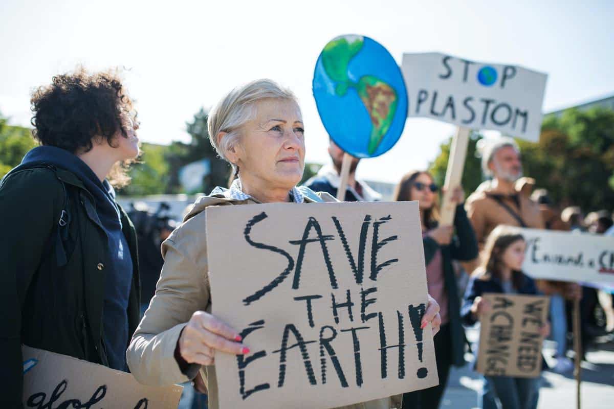 Climate change could move 200 million people by 2050: Report