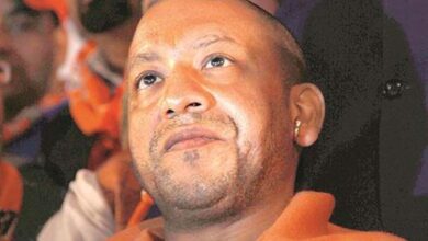Won't attend mosque inauguration, says Adityanath; SP asks him to apologise