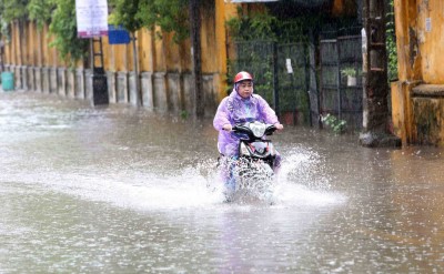 3 dead, 113 injured as typhoon lashes Vietnam
