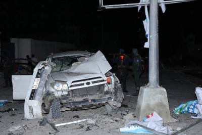 3 rockets hit Baghdad Airport, 4 cars damaged