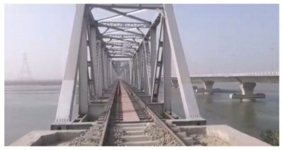 ALERT: PM inaugurates Kosi Rail mega bridge in Bihar