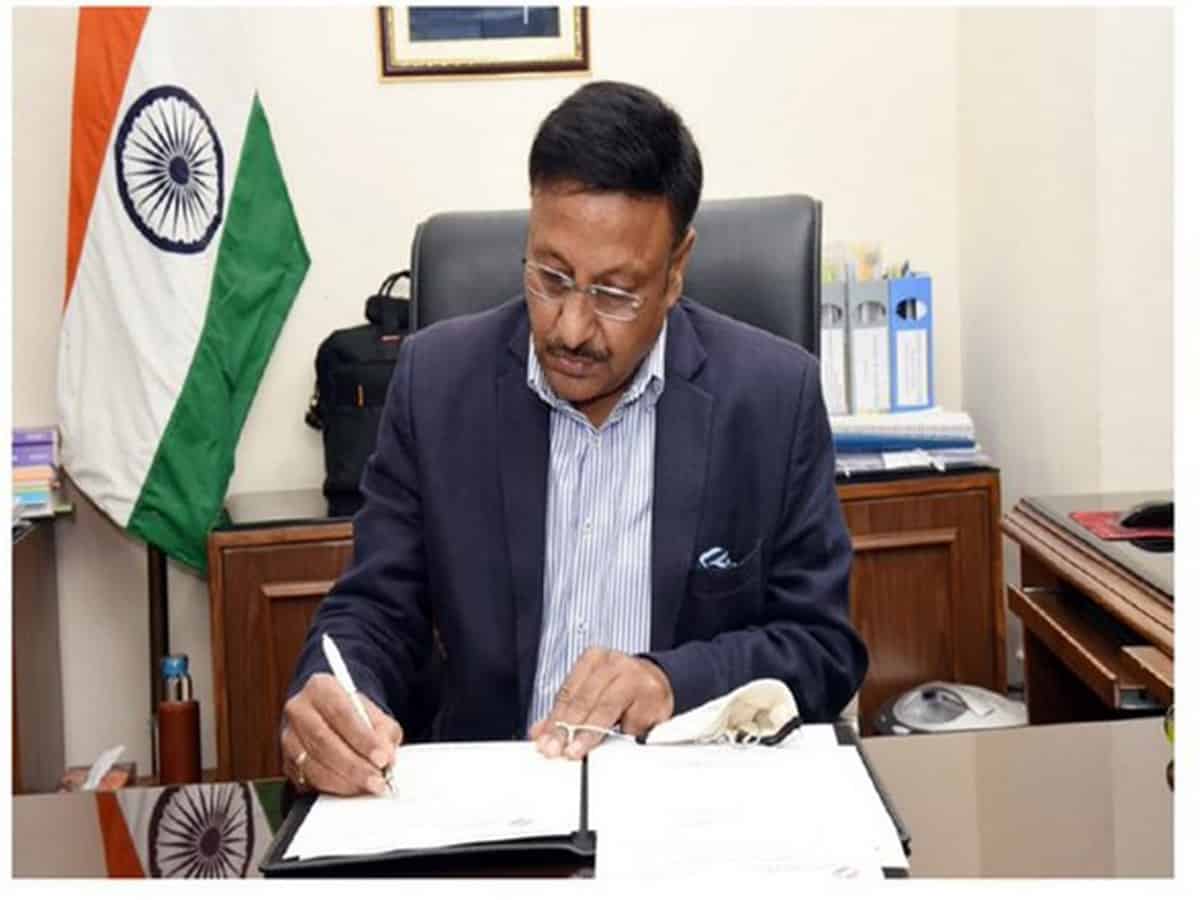 Rajeev Kumar assumes charge as Election Commissioner