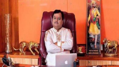 Sudarshan TV's Suresh Chavhanke