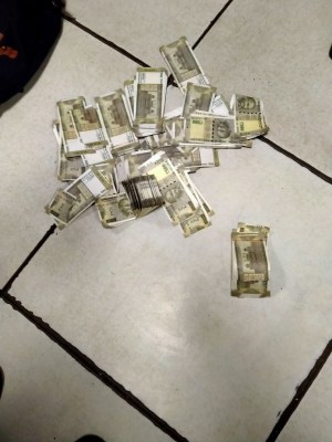 Fake currency worth Rs 1 lakh seized, Bangladeshi held in Meghalaya