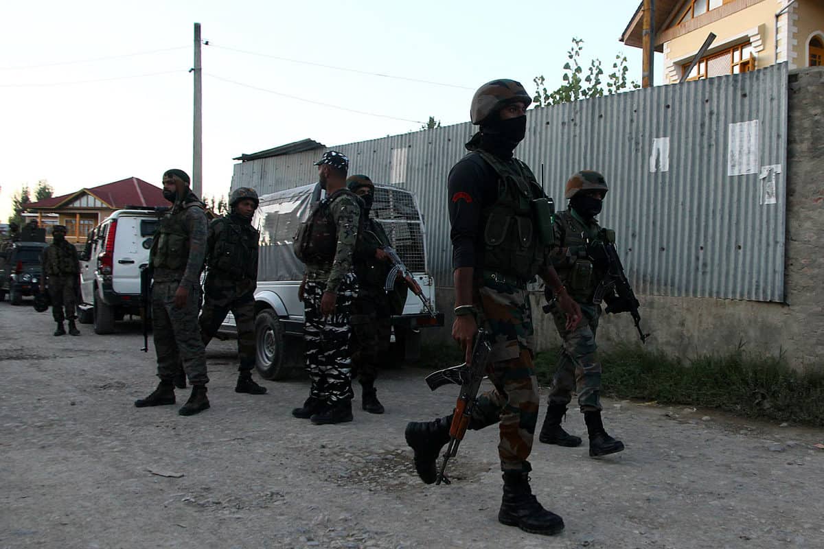 Security forces and militants clash in Budgam, J&K