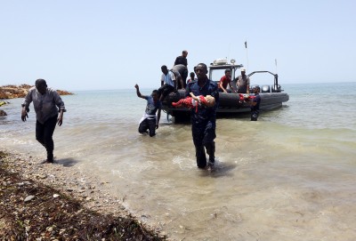 Libyan Coast Guard rescues 128 illegal immigrants