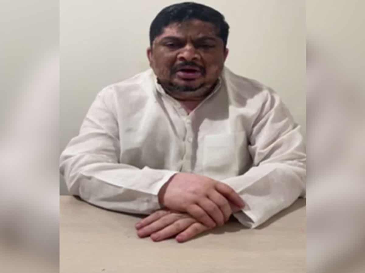 Telangana Congress urges Amit Shah to take action in citizenship case of TRS MLA
