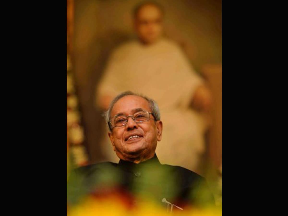 B'desh observes one-day state mourning in memory Pranab Mukherjee