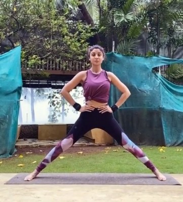 Shilpa Shetty: Best way to start my day and week is with yoga