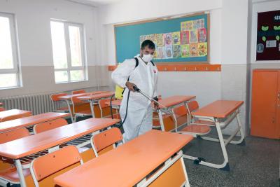 Turkey begins online schooling