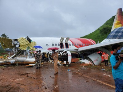 Wife of co-pilot killed in Kozhikode air crash gives birth to boy