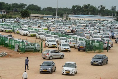 Telangana Gig Workers strike against the low fares of Ola, Uber