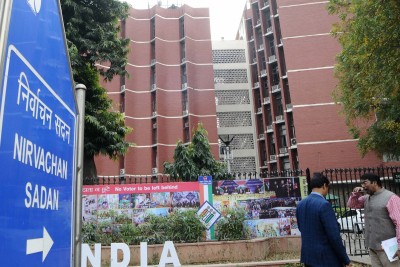 Flout Covid SOPs, face action, poll panel warns parties