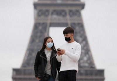 France reports new record high single-day Covid-19 cases