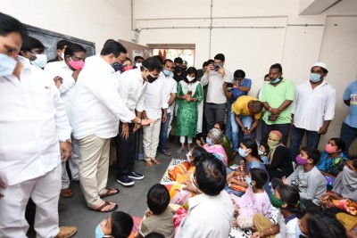 Hyderabad's rain-hit areas remain inundated