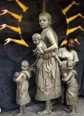 Kolkata Ma Durga idol as migrant worker impresses B'wood stars, fans