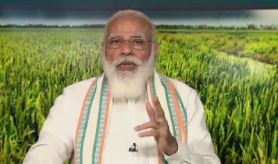 PM speaks to Uddhav, Yediyurappa, assures help in flood relief