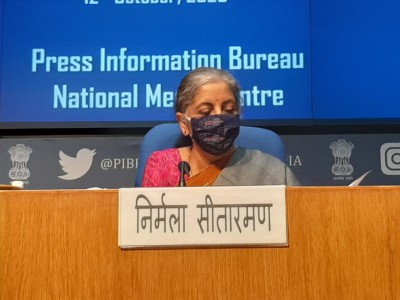 Sitharaman tells central PSUs to scale up capex in FY21, FY22