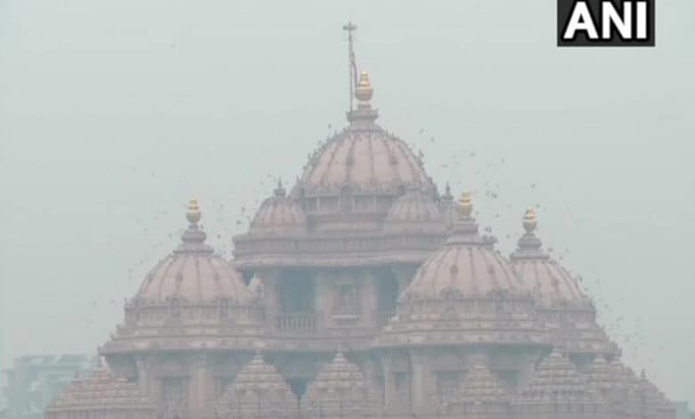 Air quality remains 'very poor' in the national capital