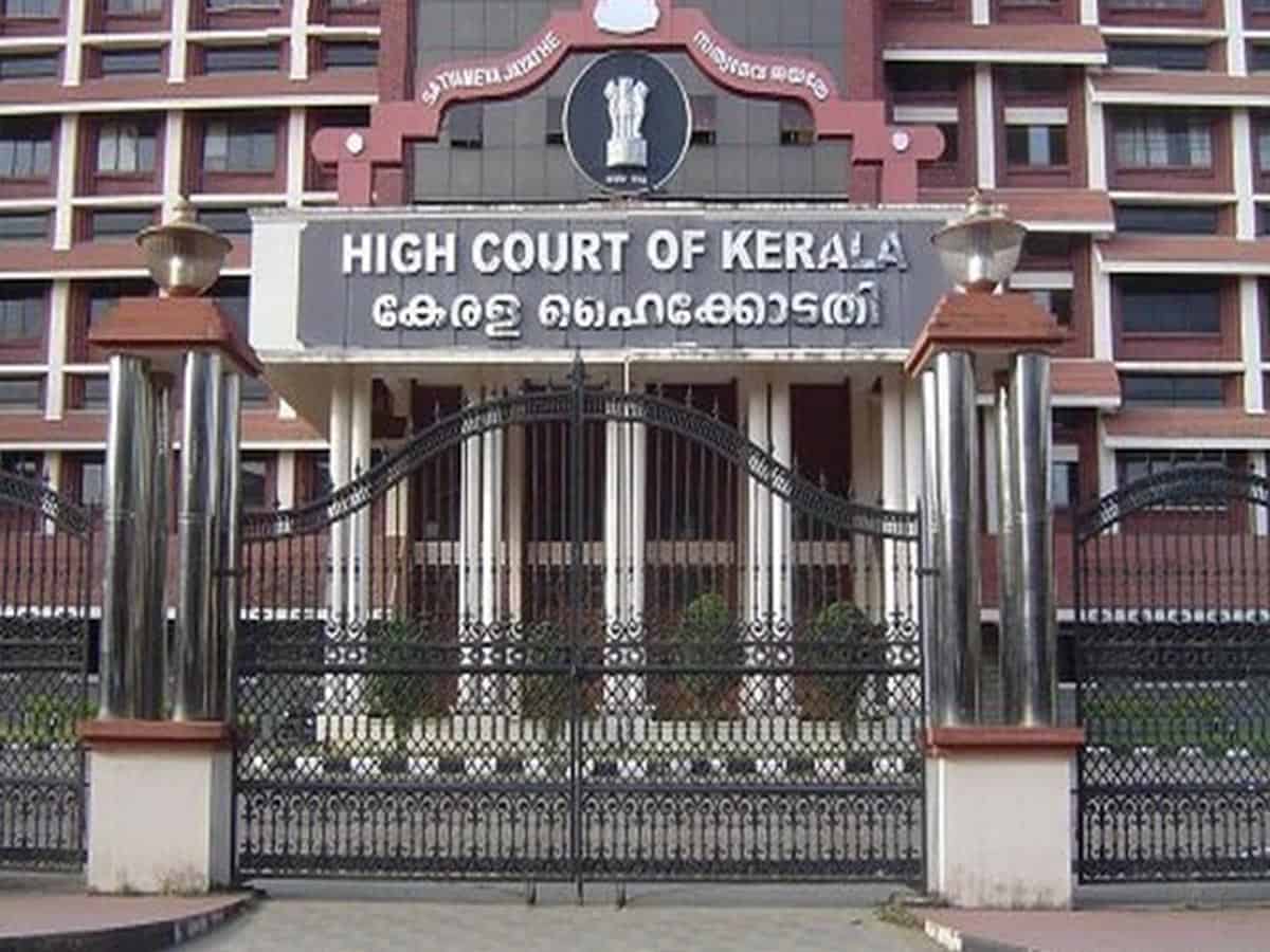 HC dismisses CBI's appeal seeking hearing on plea to quash FIR in LIFE Mission scam