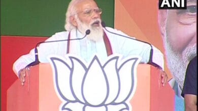 Parties which closed down industries, now promising development: PM Modi