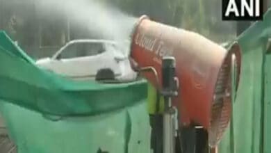 Delhi: Anti-smog guns deployed at large construction sites to control pollution