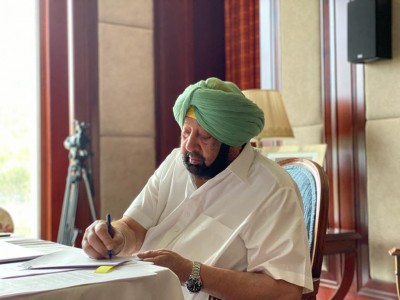 Amarinder for early Panjab University senate polls