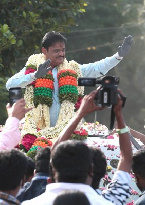 Clean sweep by BJP in K'taka Assembly, council bypolls