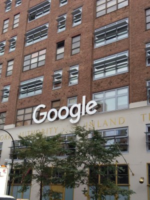 Let publishers decide if news is shown on our platform: Google