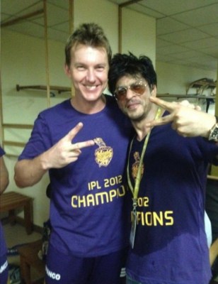 SRK wants to see Brett Lee playing Hindi songs on guitar