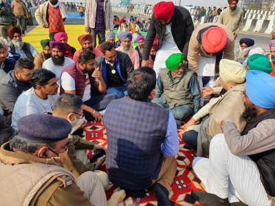 Farmer leader gives 24-hr ultimatum to Ghaziabad administration to resolve grievances