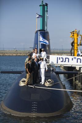 Iran vows 'massive response' to Israeli submarine in Gulf