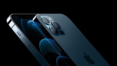 Italian watchdog fines Apple 10mn euros over waterproofing claims