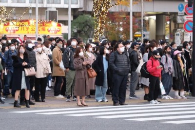 Japan's Covid-19 cases, deaths spike amid 'critical 3-week effort'