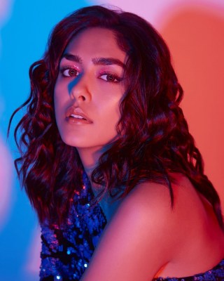 Mrunal Thakur says she picks films based on stories, not co-stars