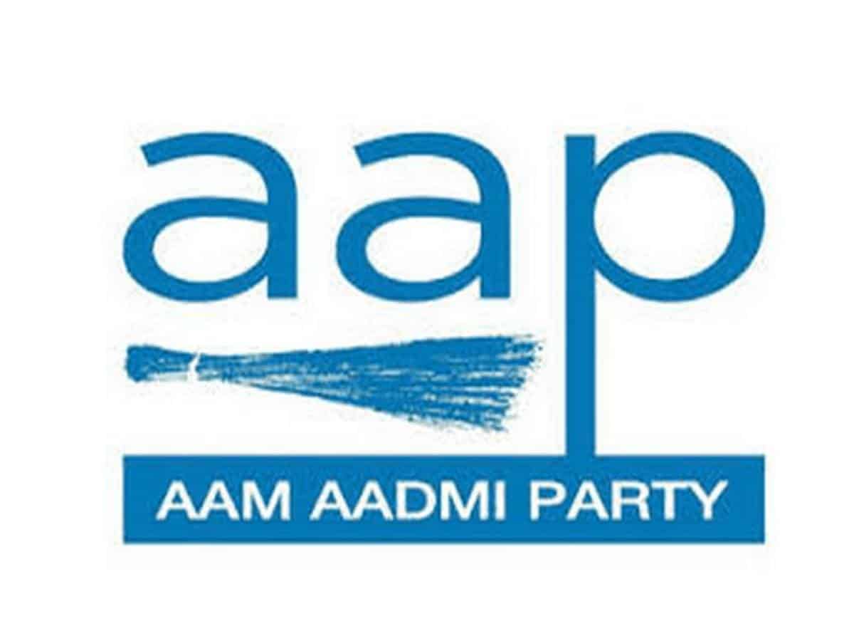 Congress MP should come to Delhi, learn how to run corruption-free govt: AAP