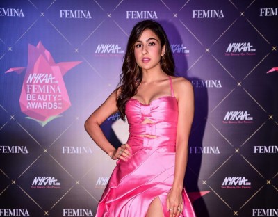 Sara Ali Khan: Trying to copy Karisma Kapoor wouldn't be fun and wouldn't be possible