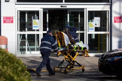 US records highest daily Covid-19 deaths since April