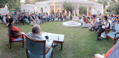 Uttarakhand farmers meet Tomar, support farm laws