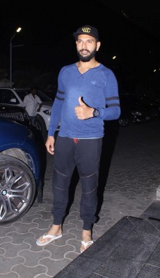Yuvraj distances himself from father's comments