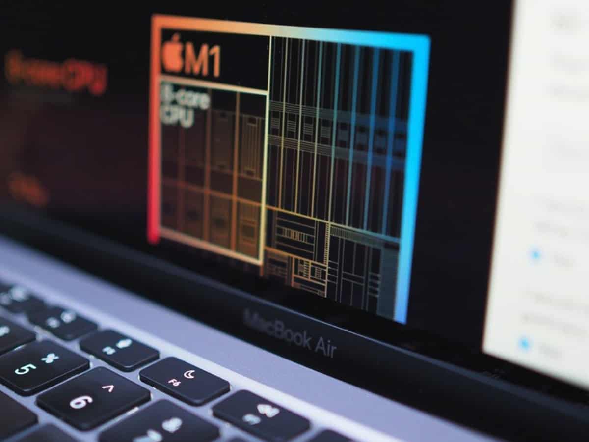 MacBook Air with Apple silicon to enter mass production in Q3 2022: Report