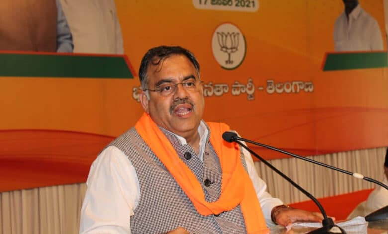 Rahul, Priyanka could enjoy snowfall in valley beUnion Budget to usher in new era of growth and development for J&K, says BJP leadercause of Modi: Tarun Chugh