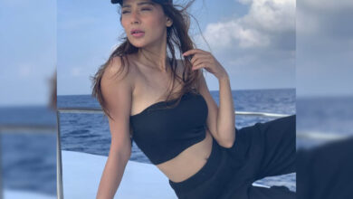 Sara Khan holidays at Maldives, says she needed a break